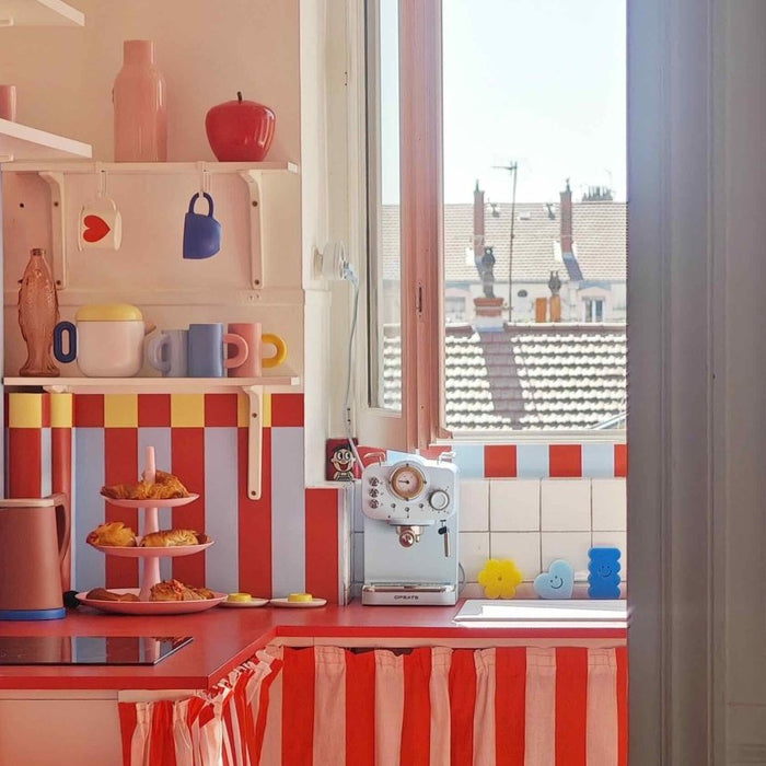 Colorful peel and stick wallpaper for a vintage and joyful kitchen by Jony Amour - Made of Sundays