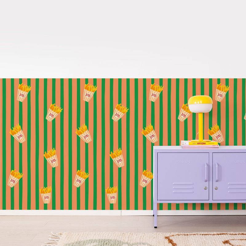 Pommes Club Rot Weiß Half-Wall Wallpaper