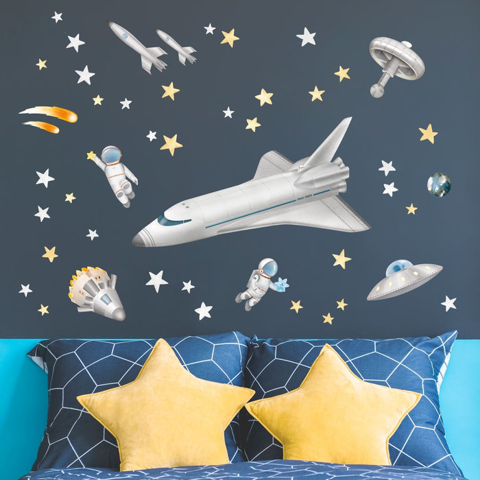 Avaruusraketti ja astronautit, lastenhuoneen seinätarrat